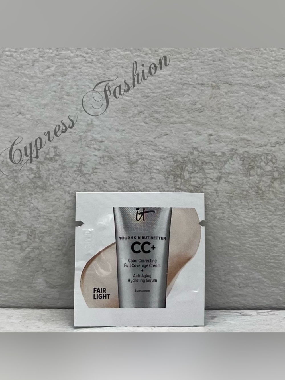 ⚡️ $1 IT Cosmetics CC+ Cream Sample Packet in Fair Light